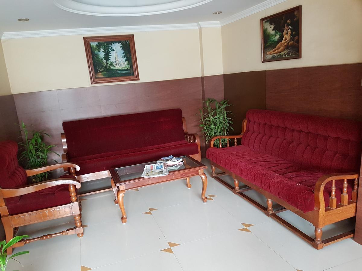 Hotel The Samrat Тривандрум Экстерьер фото